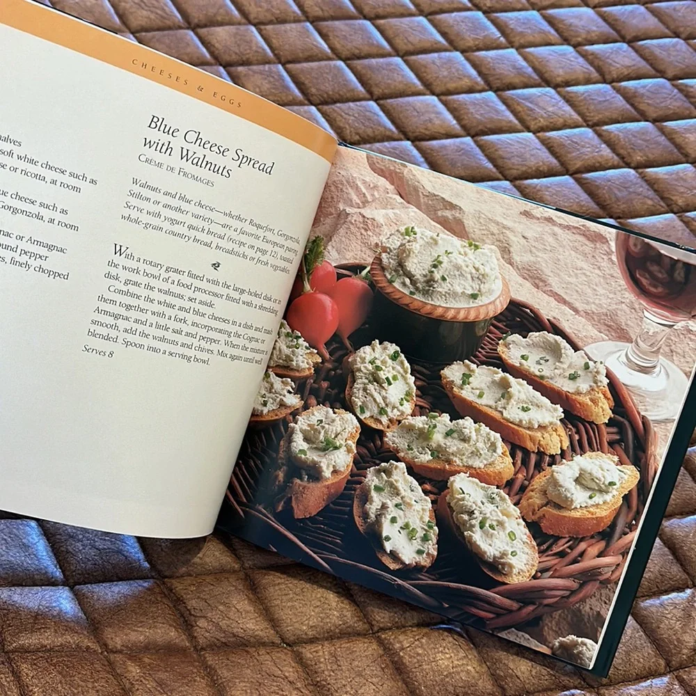 Williams Sonoma Hors d’Oeuvres cookbook